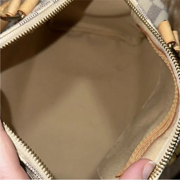 Louis Vuitton Damier Azur Handbag - Picture 9 of 16